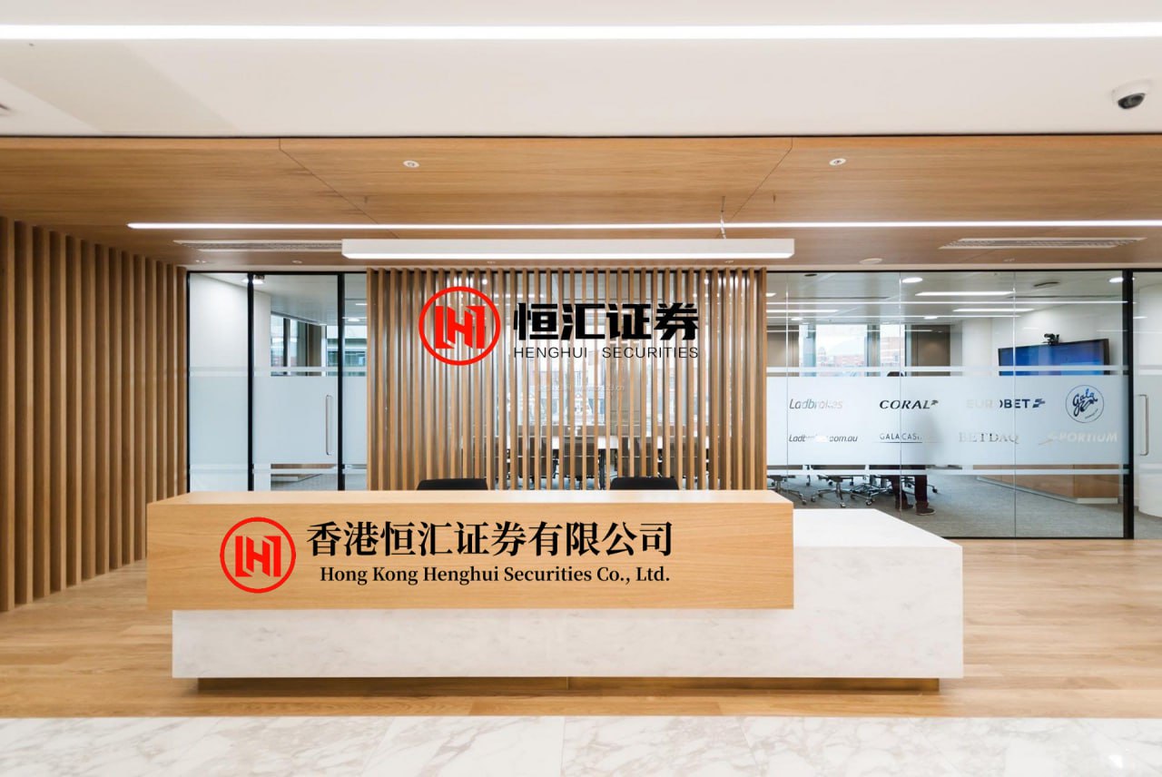 浙商配资 农村冰冰：让人深思的一段话：“你发现了吗，那保险如此之好，为何要推销？生娃是那般的美好，为何要鼓励？新能源如此的优良，为何要给予补助？那旺铺是如此的难得，为什么要转让？” 锣鼓喧天处，常藏着说不...